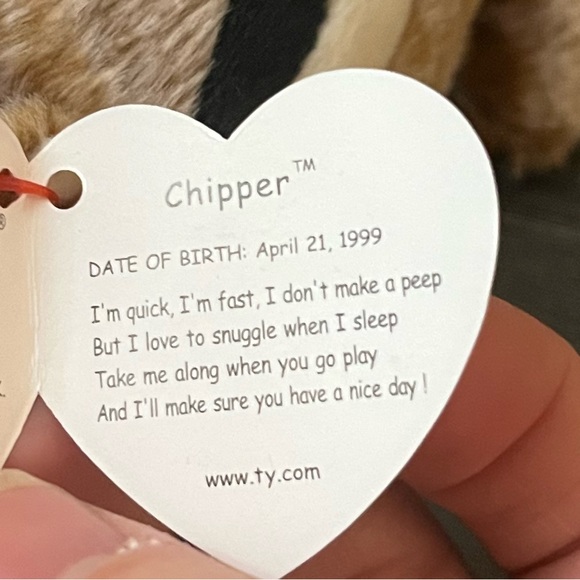 Ty Beanie Babies 1999 CHIPPER 9" Chipmunk retired - Picture 2 of 2